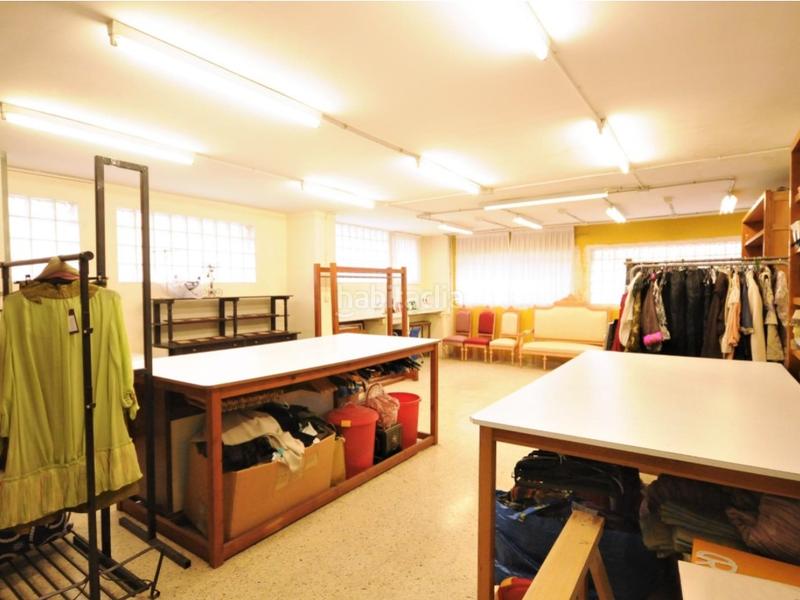 Foto c96bde85-5eea-4a35-bf8b-023249317f71. Local comercial a Eixample-Horta Capallera Figueres