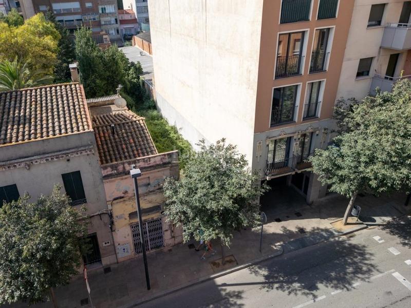 Foto f283eef0-d467-48b1-9501-ca6538ddc062. Terreno residencial solar edificable de 558m2 . en Figueres
