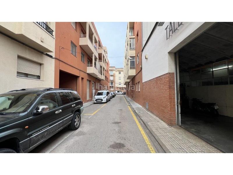 Foto 389a696b-b4c7-4ab1-bf53-980e0ff0fec5. Posto auto in Creu de la Mà Figueres