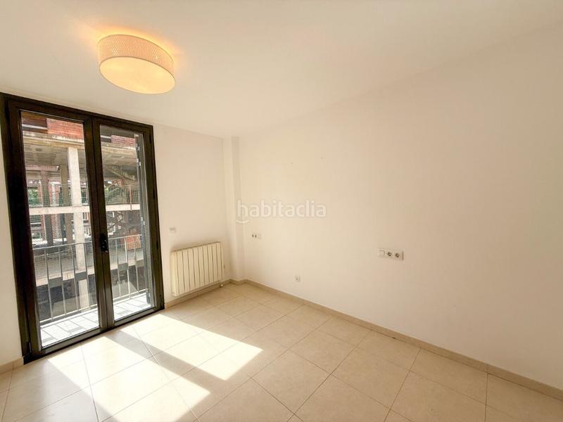 Foto c6ba1214-2160-4176-a653-29f47b4f857f. Pis a calle progres 7 a Carretera de Roses-Fossos Figueres