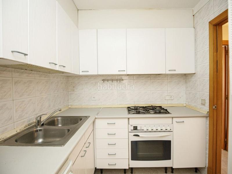 Foto eb7eb3fc-9626-406c-95f7-3128a95517d9. Pis amb calefacció a Creu de la Mà Figueres