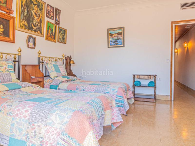 Foto 2caacb67-d52f-4087-9196-88c734c921ec. Edificio en calle pep ventura 18 edificio en centro . en Figueres