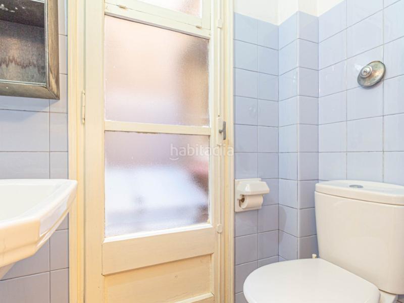 Foto 5aad4759-cc66-4f54-a000-bf979b9d0dd3. Edificio en calle pep ventura 18 edificio en centro . en Figueres