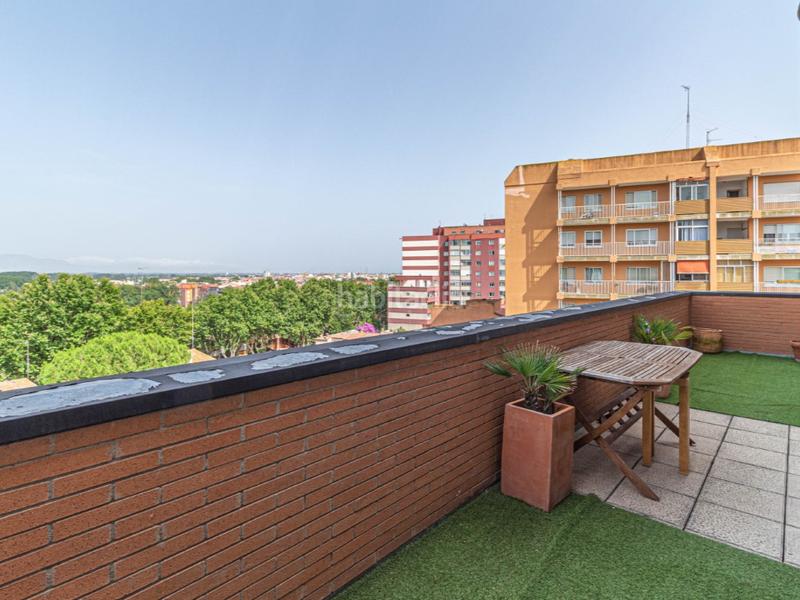 Foto 236c7fbe-f485-403e-92cc-a71e1b17ed01. Appartement dans calle elx 8 dans Eixample-Horta Capallera Figueres
