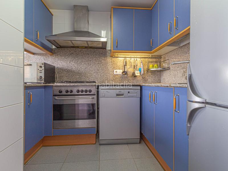 Foto 941c6095-caea-485e-8b8c-8738029ebc5d. Appartement dans calle elx 8 dans Eixample-Horta Capallera Figueres