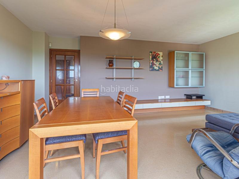 Foto a3a4906d-b175-433f-a07d-8cdb6b27e535. Appartement dans calle elx 8 dans Eixample-Horta Capallera Figueres