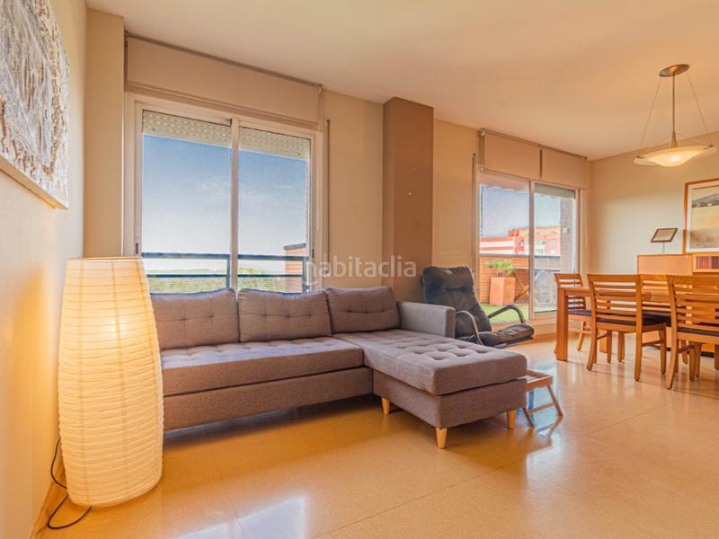 Foto fc0153c0-4048-4d5c-9b02-f4cd194ee345. Appartement dans calle elx 8 dans Eixample-Horta Capallera Figueres