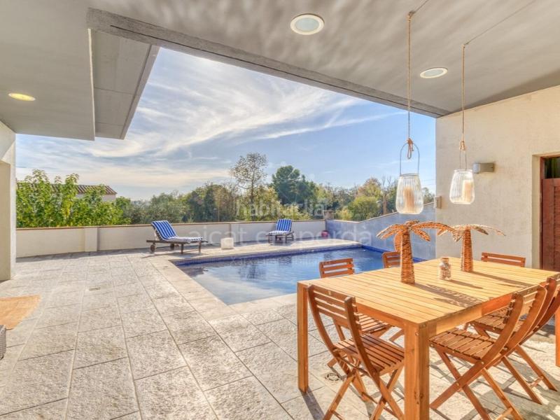 Foto 258185be-62d6-4f55-8e5f-653a3430fb43. Casa in calle vilafant 15 in Santa Llogaia d´Àlguema