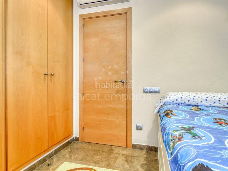 Foto 968984bb-2cac-46a7-9a53-33ecbe7414e8. Casa in calle vilafant 15 in Santa Llogaia d´Àlguema