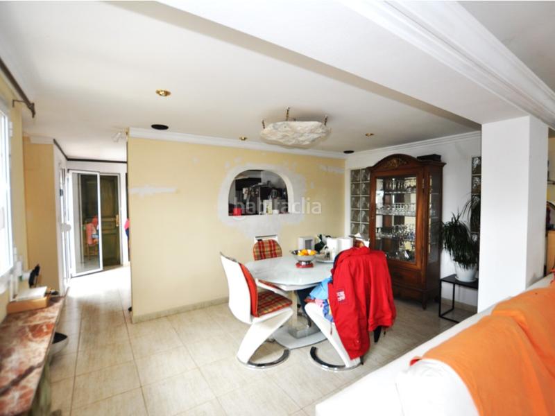 Foto 0bb9d62a-3c48-4936-8ef7-b12319c08f1a. Casa  con jardín y dos apartamentos. en Nord Roses