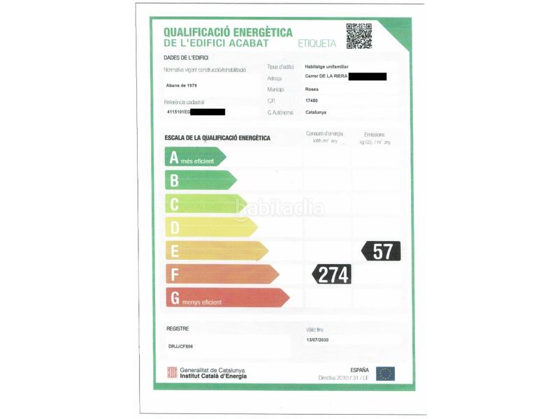 Foto 8aa26cc9-9ac0-4886-a8ad-d7ce19d48836. Casa  con jardín y dos apartamentos. en Nord Roses