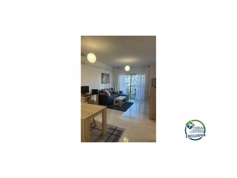 Foto 8e65ebc4-bd8d-4613-abd7-5b2fa868710f. Etagenwohnung mit pool in Sant Maurici Empuriabrava