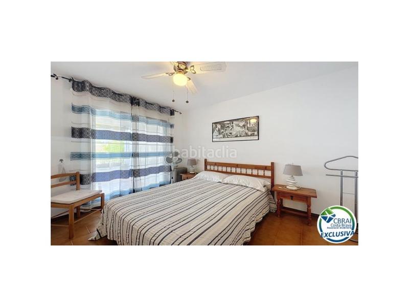 Foto 652fa182-ae23-4b9e-8584-e5b788300a07. Piso en sector p.tipic/av.castello d'emp 6 piso con licencia turistica cerca de la playa en Empuriabrava
