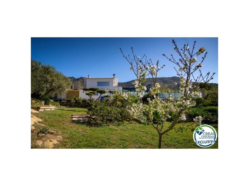 Foto a174bd52-86df-4e35-98b4-4a1115883acf. Casa in carrer de l'olivera in Palau-saverdera