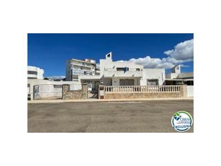Haus in Calle de la cala d'or 1. Bonito chalet adosado con 321 m2 de parcela, 120 m2 construidos.