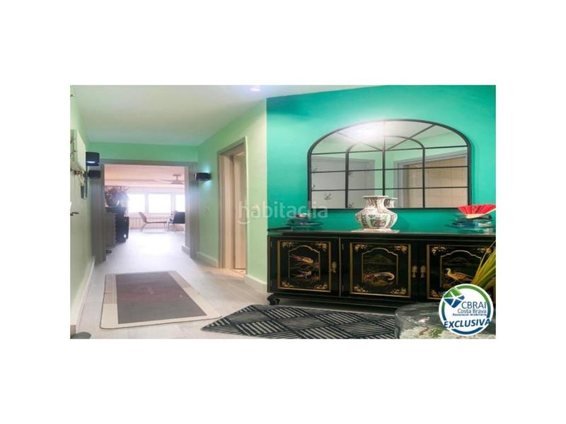 Foto bab5bd07-1e31-4616-85b4-27b9174f0806. Piso en calle de les drassanes 6 amplio piso en venta a 100 metros del mar en Roses