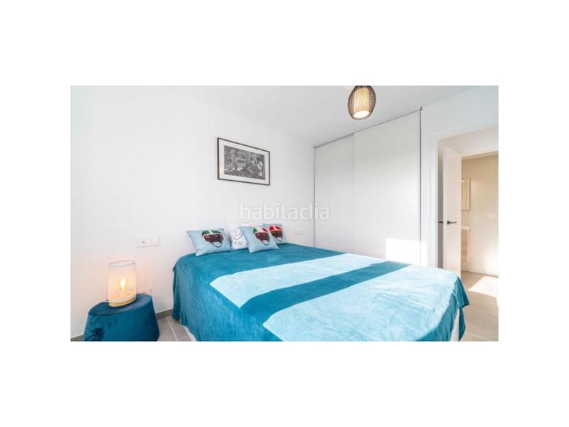 Foto 77a1844a-5924-479c-8c56-e664c378b9db. Piso en sector port empordà 85 precioso apartamento en la última planta con vistas al canal y amarre privado en Empuriabrava