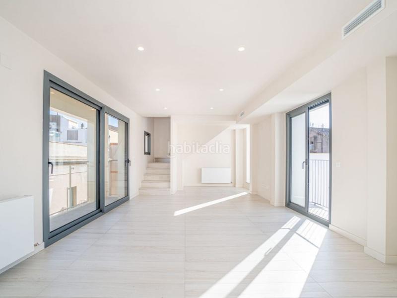 Foto 5b31f257-1308-4cae-9f76-516897f2f111. Dúplex a calle pau 4 a Creu de la Mà Figueres