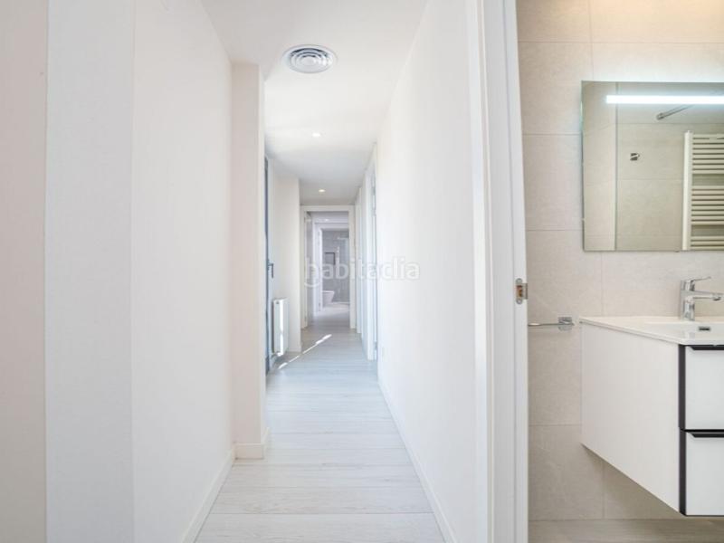 Foto 8336659f-7a9f-472e-841f-db47a37f5365. Dúplex a calle pau 4 a Creu de la Mà Figueres