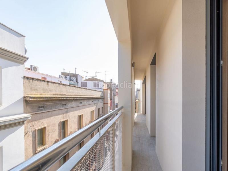 Foto 878b78ce-422f-4203-8991-faa29a1ef273. Dúplex a calle pau 4 a Creu de la Mà Figueres