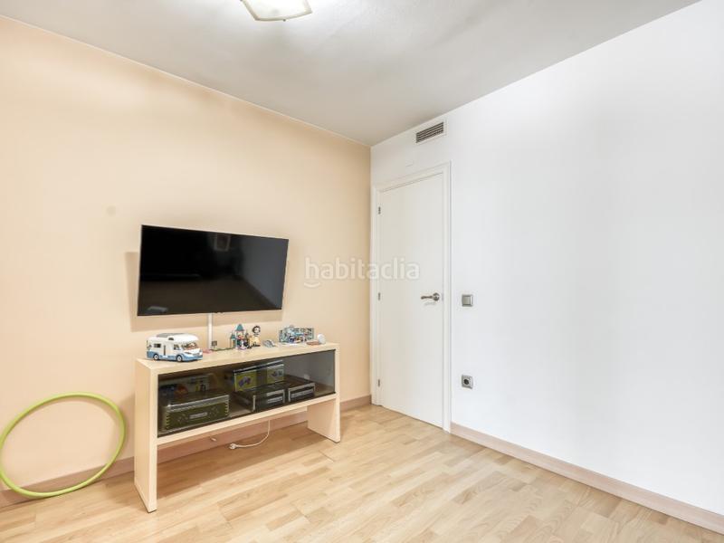 Foto a70e1ab6-071d-40cf-b738-bfe2f4badaa8. Appartement dans calle mare de deu de montserrat 23 dans Figueres