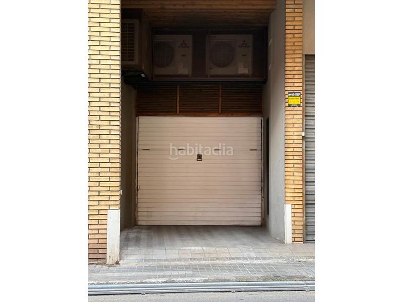 Foto f134ef74-9e07-42a3-be9a-79cc60550303. Posto auto in Creu de la Mà Figueres