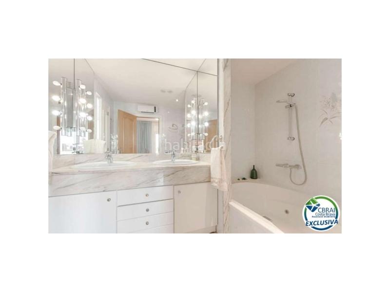 Foto cd4f9d22-e1dc-407b-b41f-55e0e45c1fe9. Casa a calle de sant llorenc a Nord Roses