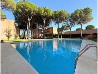 Studio in Barrio rodors 14. Fantástico estudio a 2km de la playa de pals con piscina y parki