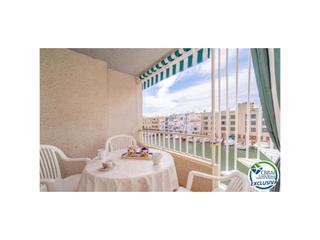 Appartamento  Sector port moxo 72. Encantador apartamento de 2 dormitorios con vistas al canal, sol