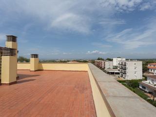 Dúplex  Calle de viena 27. Espectacular dúplex de 3 dormitorios más estudio y terraza de 12
