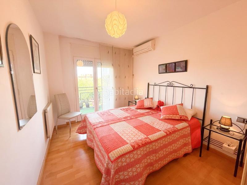 Foto 0de9d2d8-501c-43f1-a0ee-c7c664748b0b. Etagenwohnung in calle bruc 22 in Creu de la Mà Figueres