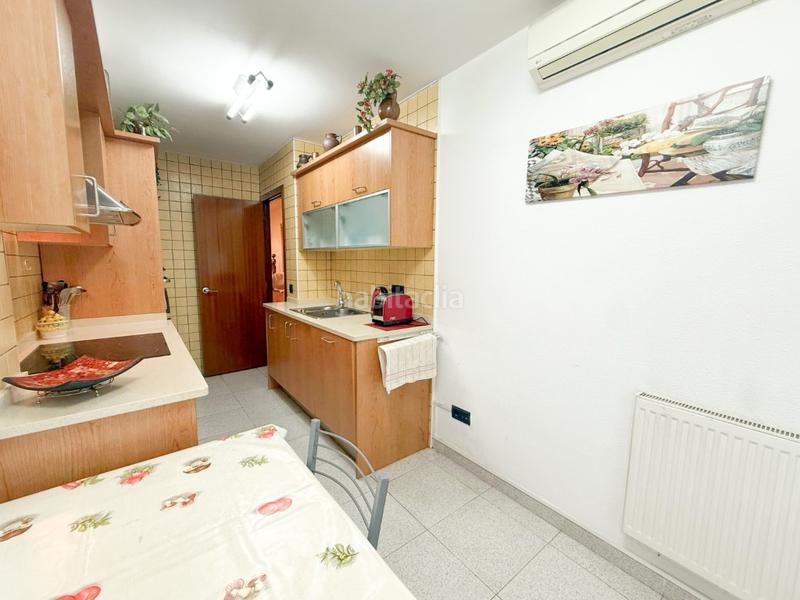 Foto 11af3cad-3b61-4675-a5c4-57b1a329deb8. Etagenwohnung in calle bruc 22 in Creu de la Mà Figueres