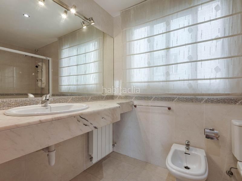 Foto 45ddd24f-bcfb-4464-bd0e-de279b241683. Duplex with heating parking in Creu de la Mà Figueres