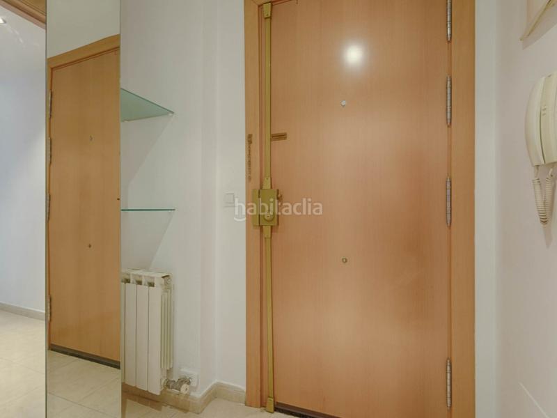 Foto b1420f12-fbcd-475a-a6e8-7e13221a2f18. Duplex with heating parking in Creu de la Mà Figueres