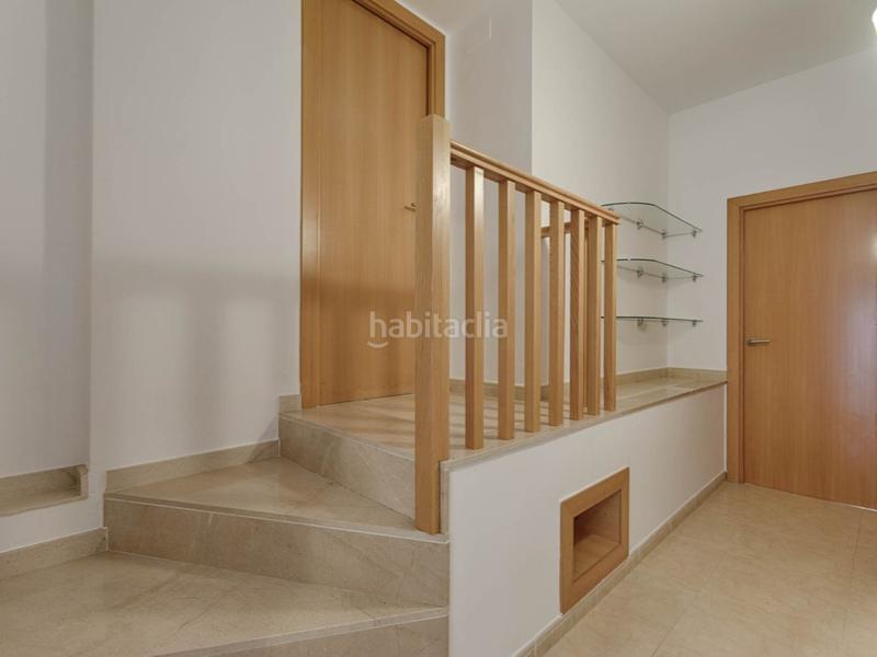 Foto cdd194dd-e9b4-4952-a4fa-d90bf62348d6. Duplex with heating parking in Creu de la Mà Figueres