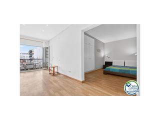 Appartement  Sector poblat tipic/av. canal. Royal marine apartamento reformado con terraza a pocos pasos de