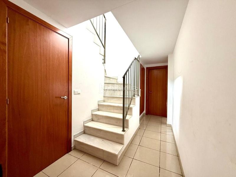 Foto 99a9a5ee-e847-4242-ace1-7c98672beeba. Duplex avec parking dans Nucli Antic Escala (L´)