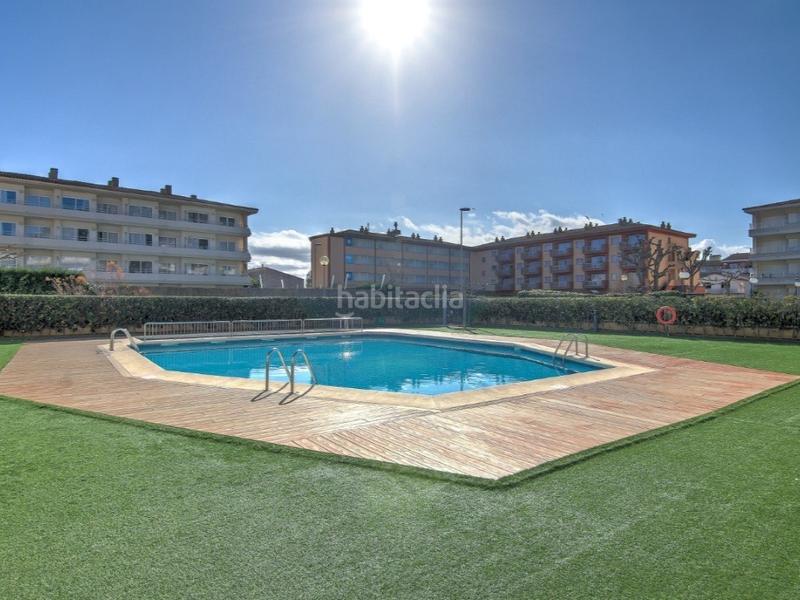 Foto bd191323-6202-45ab-8e2c-12c940e10bea. Alquiler piso  reformado con piscina . en l´Estartit poble Estartit