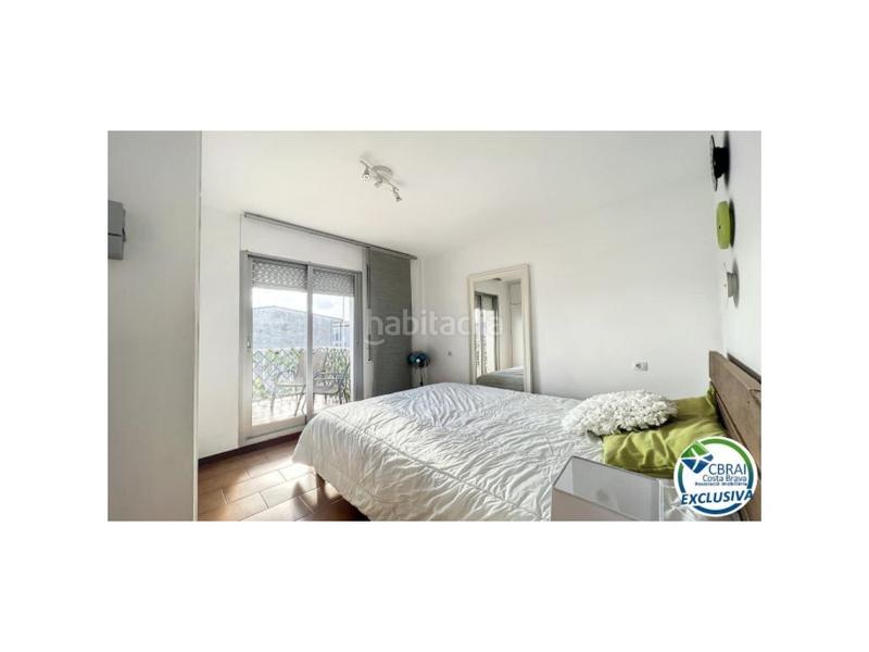 Foto 3b47bab8-45ef-4ba1-a6de-5b3f31dab565. Appartamento in sector poblat tipic/av. canal 19 in Empuriabrava