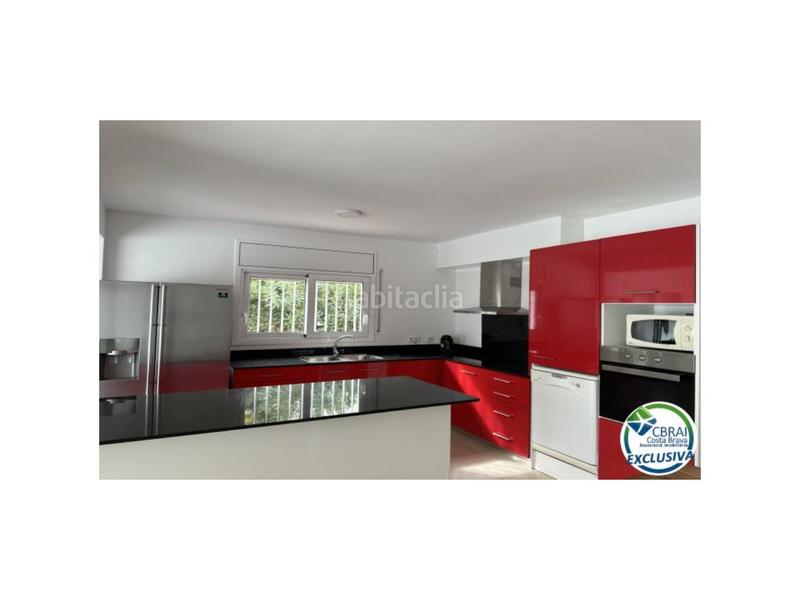 Foto b61b3457-0998-4f5b-91a2-94d1bb8e1ccf. Casa in calle del cap llarg 9 in Santa Margarida Roses