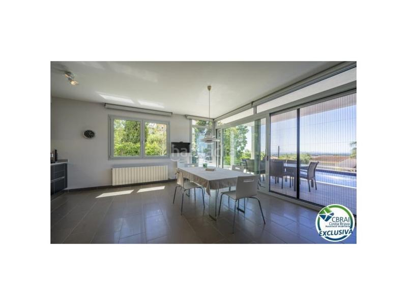 Foto 0b67bd1d-859e-484f-bf25-3874892257e5. Chalet in carrer d'alemanya 74 in Palau-saverdera