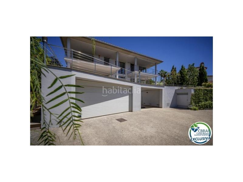 Foto 1df28449-20d1-4976-a2d2-59af3d5ac6d3. Chalet in carrer d'alemanya 74 in Palau-saverdera