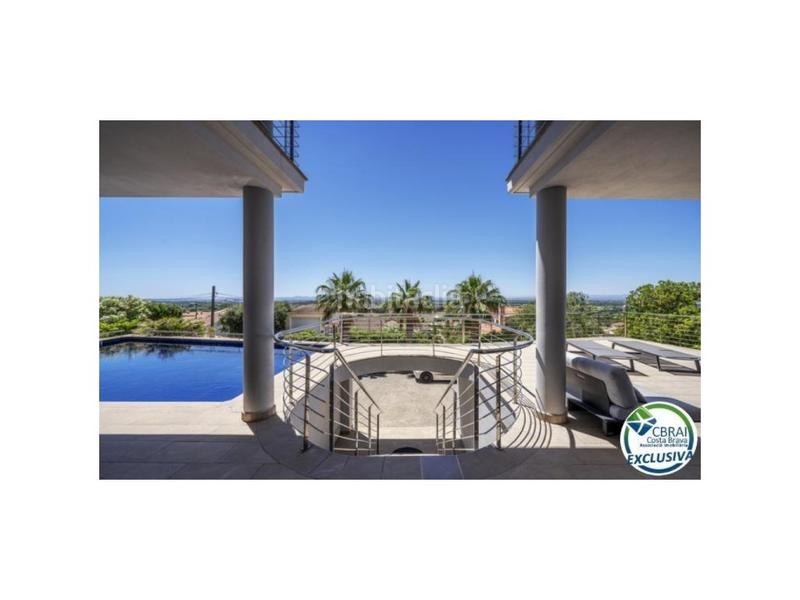 Foto 879f44d7-5338-432c-84ce-40a3885614e4. Chalet in carrer d'alemanya 74 in Palau-saverdera