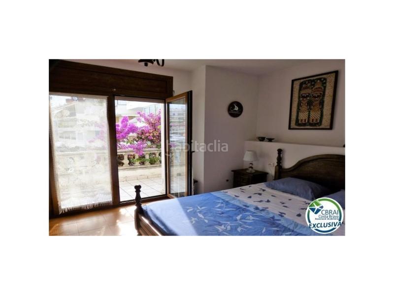 Foto df602e8b-58c6-4034-8f59-69405859b2e0. Maison avec parking dans Salins - Cavall de Mar Empuriabrava