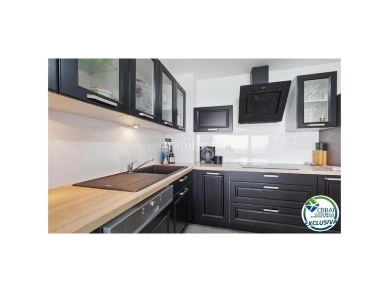 Foto a9eecc92-e99d-48e9-8bef-0ae3d14c85c5. Attique dans Port Grec - Port Moxó Empuriabrava