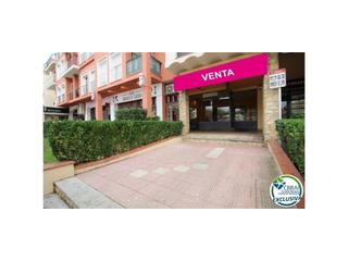 Local commercial à Moxó - Sant Mori. Local comercial en venta a 20m de la caixa