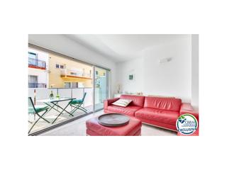 Etagenwohnung in Calle del raval dels grecs 21. Oportunidad en roses centro piso del 2020 con garaje opcional