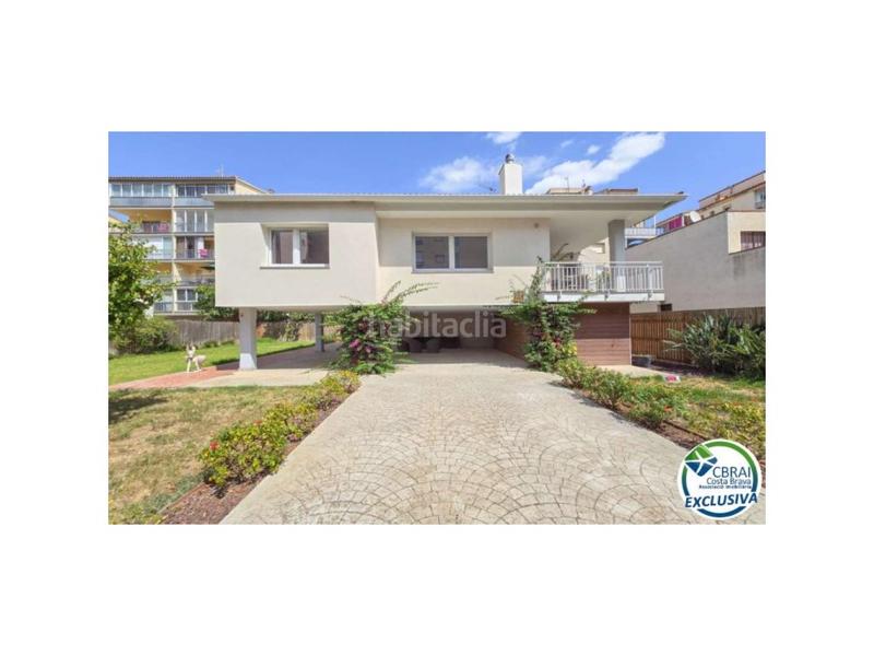 Foto ff5142c7-e273-45ac-9e4e-bca5c2b2538b. Maison avec parking dans Santa Margarida Roses