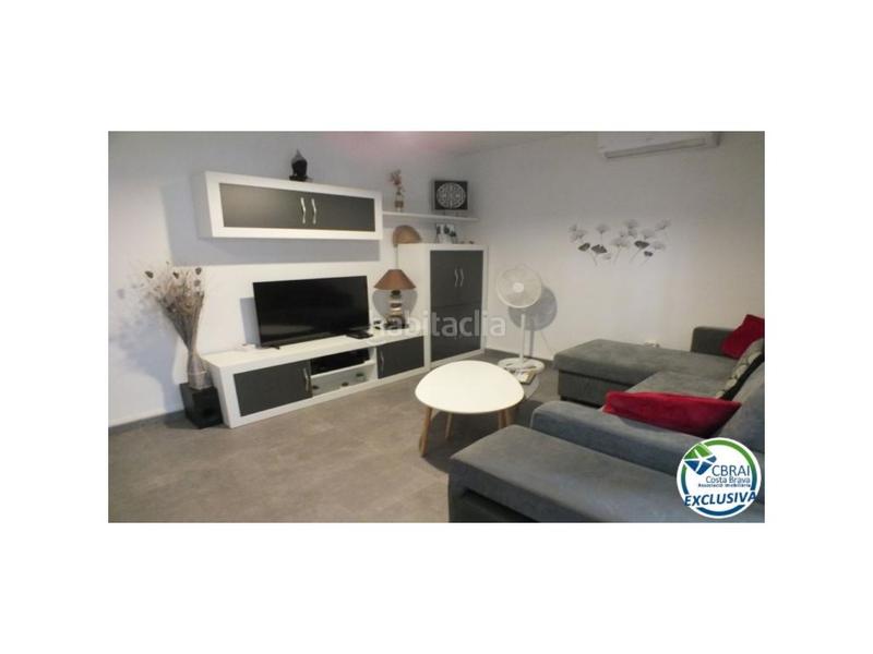 Foto a14d0d95-97bf-42f6-9beb-a195b46fd3f0. Pis a calle de la punta del mig 13 a Santa Margarida Roses