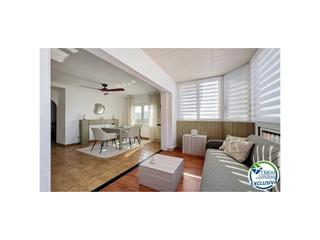 Appartement à Avenida de la platja 73. Amplio estudio renovado con dormitorio independiente  santa marg